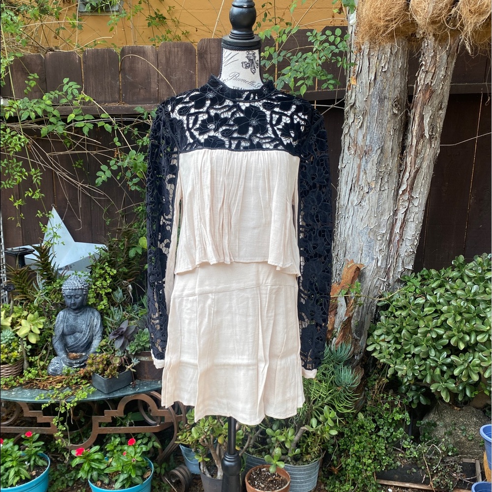 Free People top shirt & skirt set cream with black lace sleeve accents 10